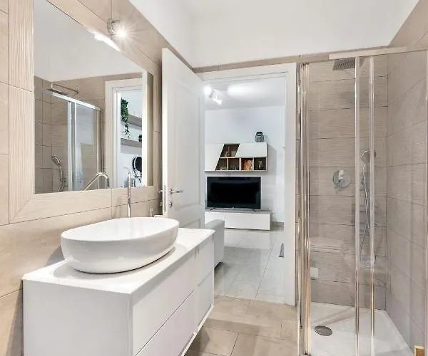 Budapest Design E Piscina Апартаменты Рим